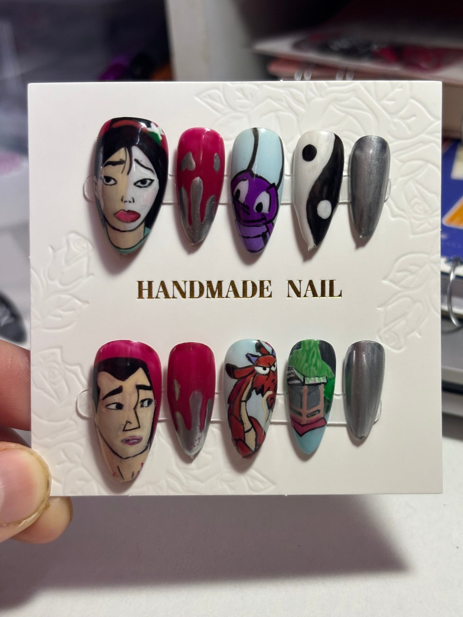 Character Press On nails
