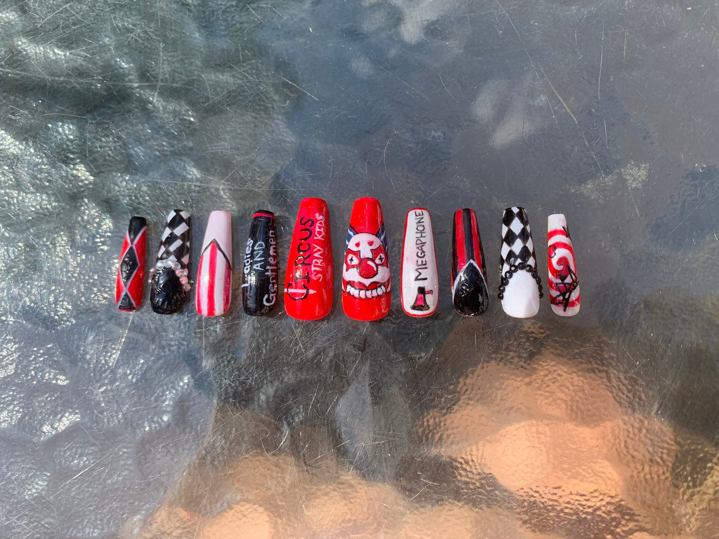 KPOP Stray Kids "Circus" Press On Nails